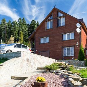 Hotel Kozatsky Dvorik Skhidnytsia Exterior photo