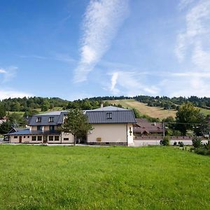 Hotel Penzión Krahule Kremnica Exterior photo