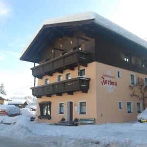 Hotel Pension Jordan Kirchberg in Tirol Exterior photo