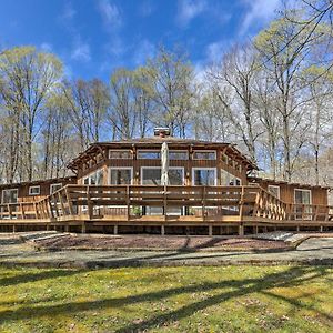 Family Home With Deck, Walk To Big Bass Lake! Gouldsboro Exterior photo