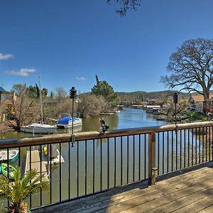 Clearlake Oaks Home With Game Room, Dock And Deck Exterior photo