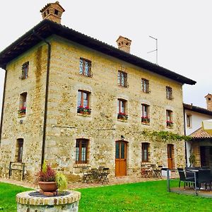 Hotel Qui Wolf Udine Collalto Exterior photo