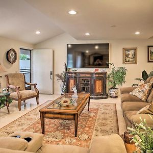 Victorian Palm Springs Home Pool Access And Veranda Exterior photo