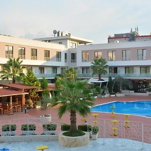Te Stela Resort Tirana Exterior photo