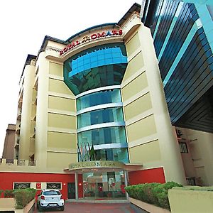 Hotel Royal Omars Kannur Exterior photo