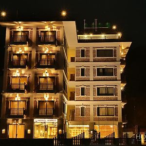 Hotel Kings Pokhara Exterior photo