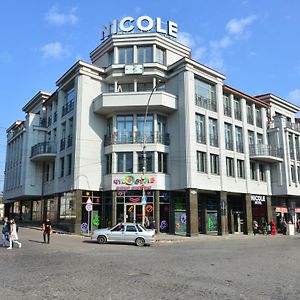 Hotel Nicole Úzhgorod Exterior photo