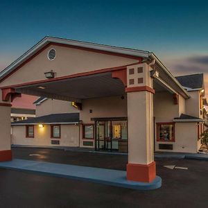 Hotel Super 8 By Wyndham Florence Exterior photo