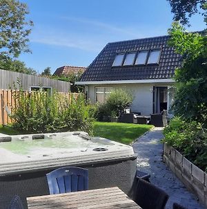Holiday Home De Witte Raaf With Garden And Hottub Noordwijk Exterior photo