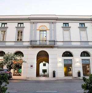 Historico Loft & Rooms Palazzo Adragna XIX Trapani Exterior photo