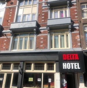 Delta Hotel City Center Ámsterdam Exterior photo