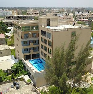 Hotel Sisters And Spa Mombasa Exterior photo