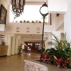 Caleta Hotel Acapulco Exterior photo