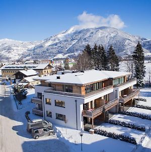 Ski And Golf Resort Zell Am See Exterior photo