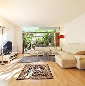 3 Bedrooms Appartement With Furnished Terrace And Wifi At Barcelona 3 Km Away From The Beach Exterior photo