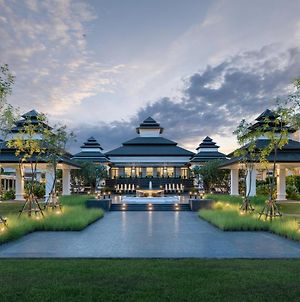 Chainarai Riverside Recreation Centre - Sha Plus Certified Hotel Chiang Rai Exterior photo
