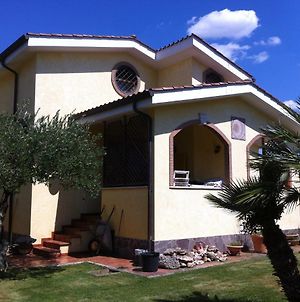 Paoline'S Suite In Villa Fiumicino Exterior photo