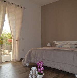 Etesia Bed and Breakfast Olbia Exterior photo