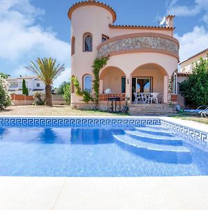 House For 4 With Private Swimming Pool Three Hundred Metres From The Beach Villa Sant Pere Pescador Exterior photo