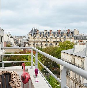 Moxy Paris Bastille Hotel Exterior photo