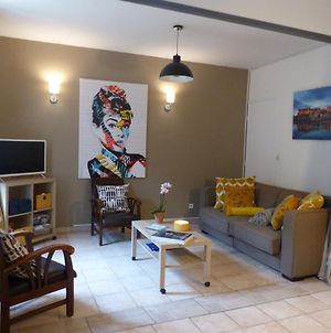 Chez Jean - Newly Renovated Air-Conditioned Flat At The Foot Of The Ramparts, 4 People Villa Carcasona Exterior photo