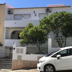 Villa Maria Alvor - Luxury Townhouse In The Centre Of Alvor With 2 Independent Three Bedroom Apartments On The Ground And First Floor Exterior photo