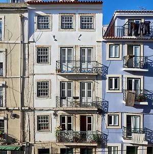 Spacious Bairro Alto Apartment With Courtyard, By Timecooler Lisboa Exterior photo