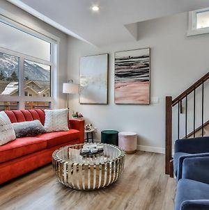The Parq By Samsara Resort Top View Downtown 4Br & 3Bth Canmore Exterior photo