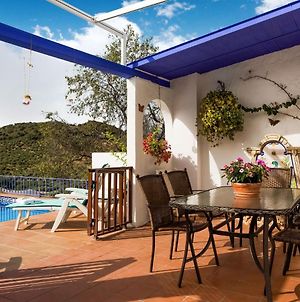 Vibrant Holiday Home In Priego De C Rdoba With Private Pool Zagrilla Exterior photo