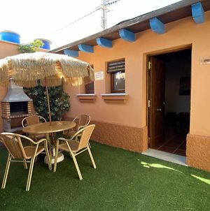 Estudio con jardincito privado barbacoa y piscina compartida para parejas Apartamento Cádiz Exterior photo