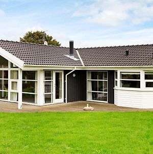Three-Bedroom Holiday Home In Hejls 7 Exterior photo