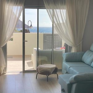 A Beautiful Apartment With A Perfect Beach View - La Tejita - El Medano Exterior photo