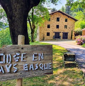 Gite De Charme Lodge En Pays Basque Valcarlos Exterior photo