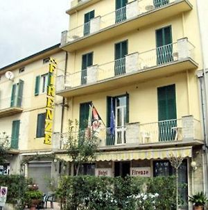 Hotel Firenze Viareggio Exterior photo
