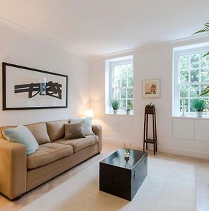 Bright And Leafy 1 Bedroom Flat In The Heart Of Chelsea Londres Exterior photo