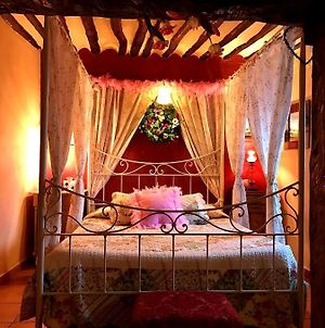 Room in Lodge - Getaway to Cuenca at La Quinta de Malu Valeria Exterior photo