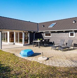 Five-Bedroom Holiday Home In Ebeltoft 2 Exterior photo