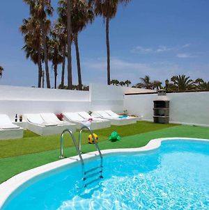Royal Park elegante casa con piscina Villa Corralejo Exterior photo