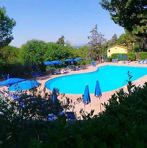 Escape To Places at Toscana Holiday Village Camping San Romano  Exterior photo