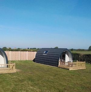 Glamping Pods Hotel Cromer Exterior photo