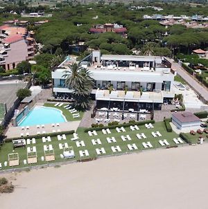 Playa Grande By Tropical Hotel Gavà Exterior photo