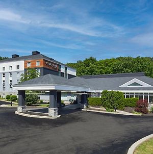 Courtyard By Marriott Rochester East/Penfield Hotel Exterior photo