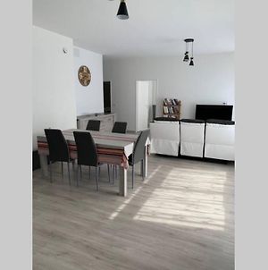 Appartement T4 140 M2 Spacieux Et Calme Pour 8 Personnes Luz-Saint-Sauveur Exterior photo