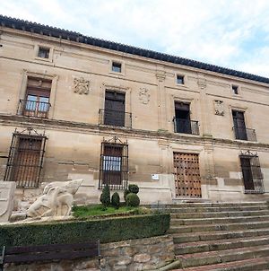Palacio de Sansol Albergue Exterior photo