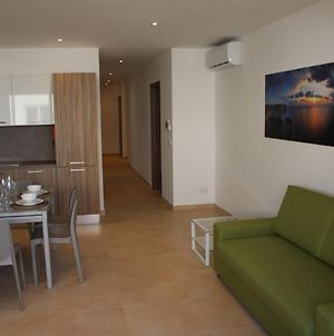 The Lodge Seaview 2 Bedrooms Apartment- Mellieħa Exterior photo