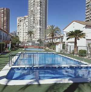 2 Bedroom Townhouse In Beautiful Gated Complex Benidorm Exterior photo