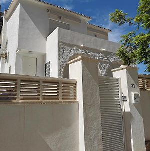 Casa con terreno privado - a 800m de Playa Poniente Villa Benidorm Exterior photo