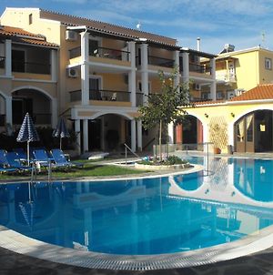 Perros Hotel Agios Stefanos Avliotes  Exterior photo