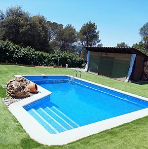 Casa rural cerca de Barcelona 1 habitación y más,wifi gratis, barbacoa y piscina privada Exterior photo
