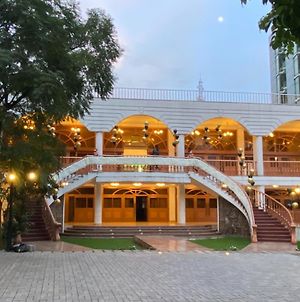 De Leopol Hotel Adís Abeba Exterior photo